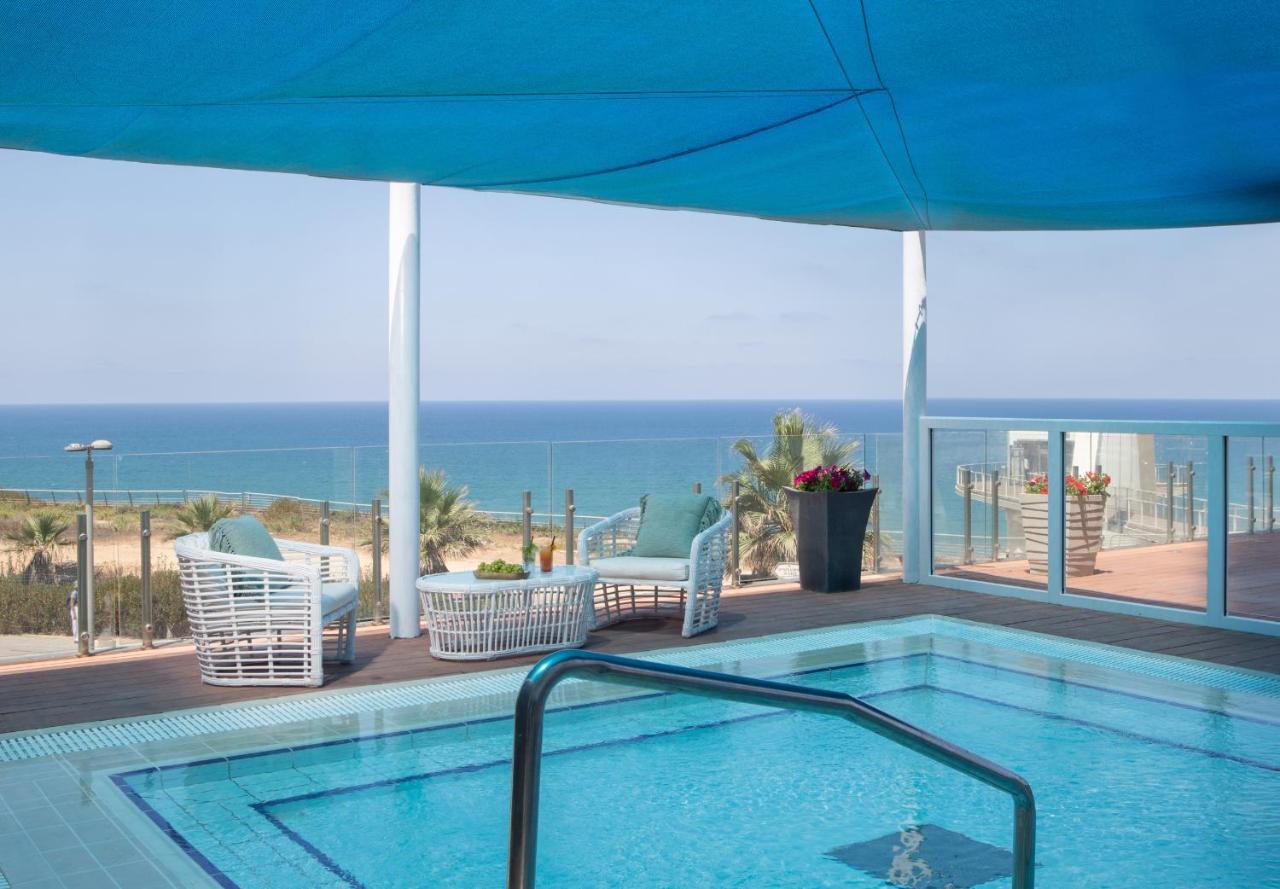 Island Luxurious Suites Hotel And Spa Netanya Exterior photo