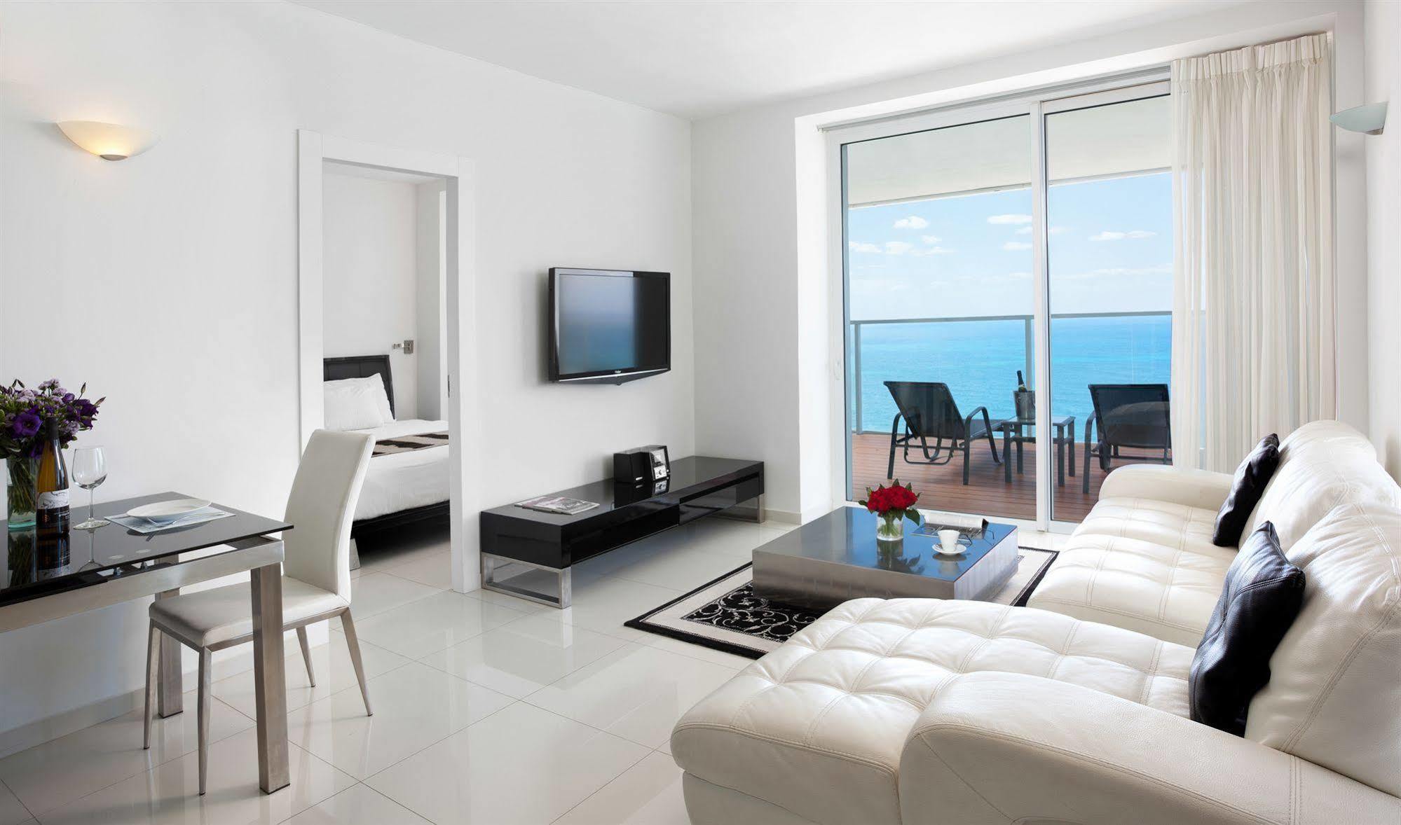 Island Luxurious Suites Hotel And Spa Netanya Exterior photo